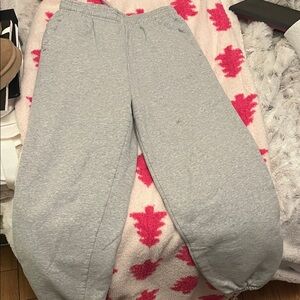 Women’s Gray Sweatpants